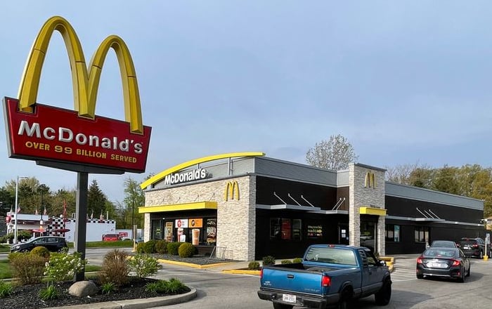 McDonalds-war-for-talent-employee-incentives